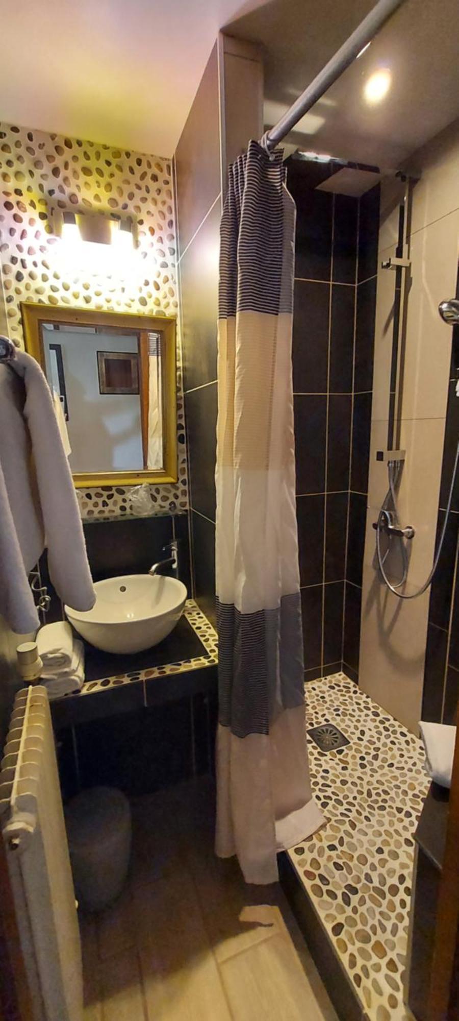 La Capitelle Hotel Mirmande Room photo